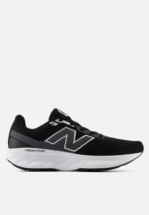black fresh x foam new balance running shoes
